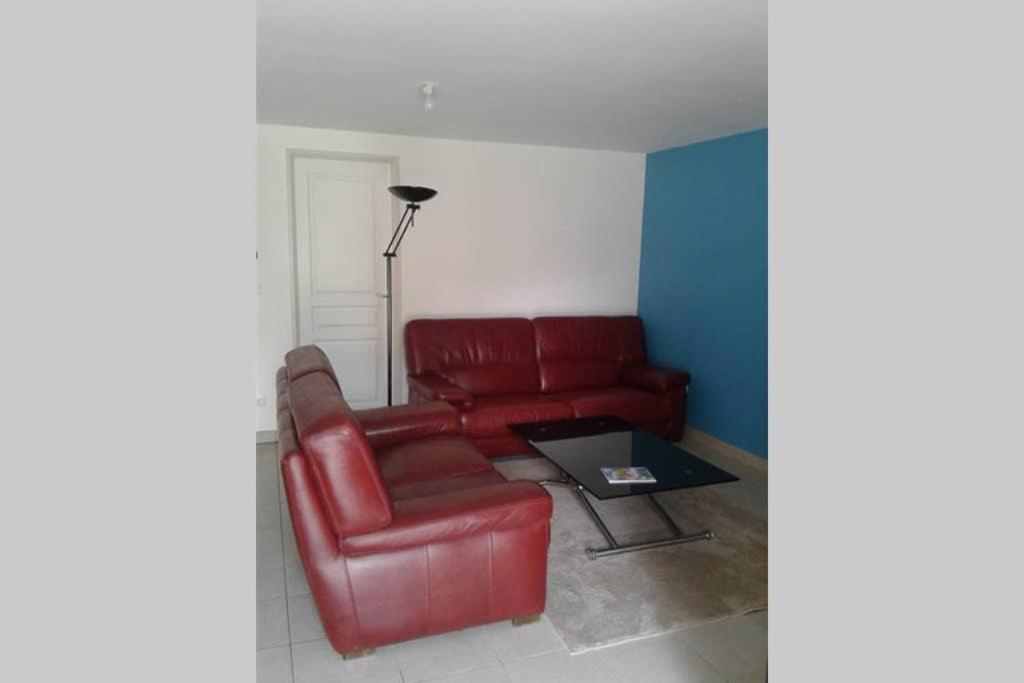 Les Champs Apartment Cernoy-en-Berry ภายนอก รูปภาพ